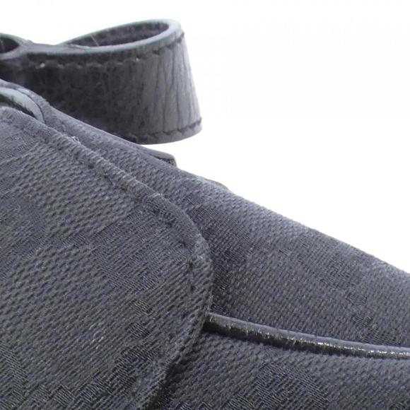 GUCCI Black Leather Shoulder Bag with Gold Chain 114915 - Picture 7 of 10